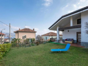 Spaghetti & Cappuccino Beach Villa Pella
